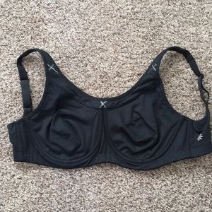 Women’s Athleta bra 34DD